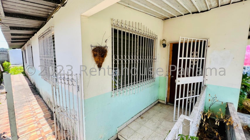 Prime Lot in Parque Lefevre